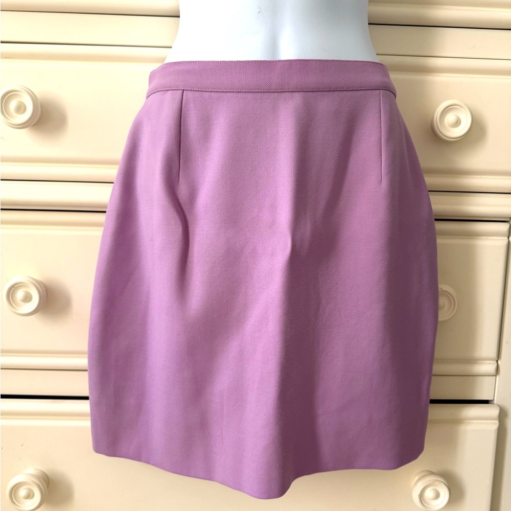 Gianni Versace-Versus- Elegant Lavender Women's Skirt Made in Italy.